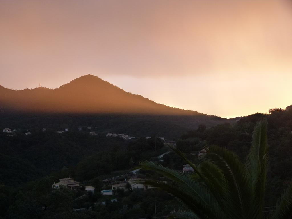 Soleil Rouge Daire Les Adrets-de-l'Esterel Dış mekan fotoğraf